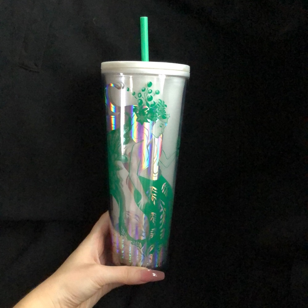 Official Starbucks 2022 holiday collection 24 ounce cold cup spearmint siren